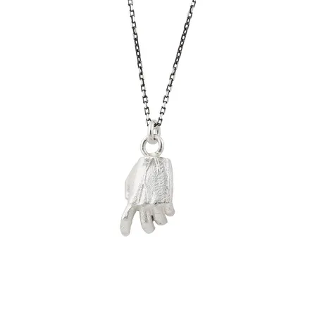Oro | Silver Hand Holding Black Pearl Pendant